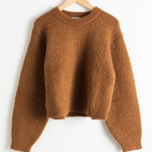 & Other Stories Sweaters - & Other Stories Cropped Crewneck Sweater in Caramel Brown